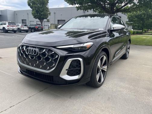 Mythos Black Metallic 2025 Audi SQ5 3.0T Prestige