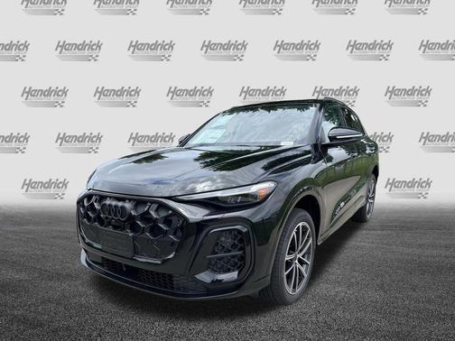 Mythos Black Metallic 2026 Audi Q5 Premium Plus TFSI quattro S tronic
