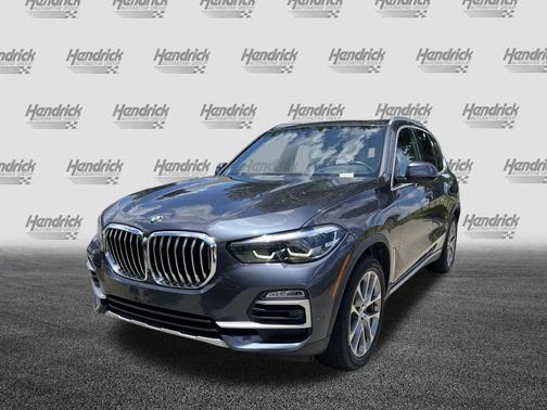 Arctic Gray Metallic 2021 BMW X5 sDrive40i