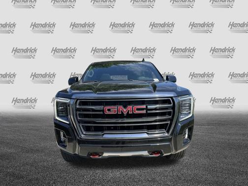 Onyx Black 2023 GMC Yukon 4WD AT4