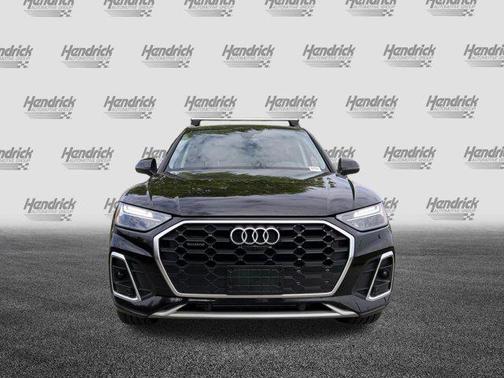 Mythos Black Metallic 2023 Audi Q5 45 S line Premium Plus
