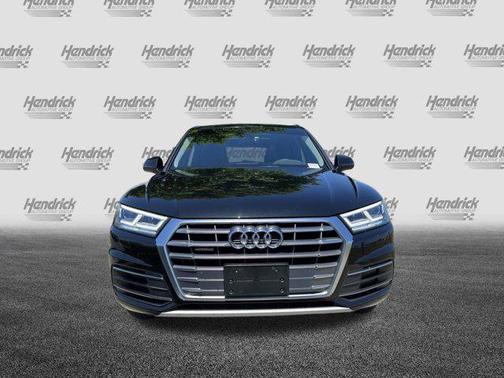 MYTHOS BLACK METALLIC [BLACK] 2020 Audi Q5 45 Premium Plus