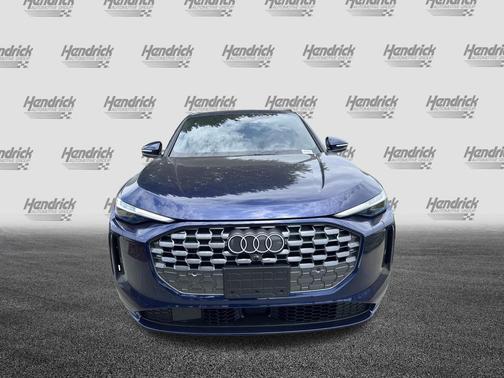Navarra Blue Metallic 2025 Audi Q5 Premium Plus TFSI quattro S tronic