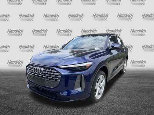 Navarra Blue Metallic 2025 Audi Q5 Premium Plus TFSI quattro S tronic