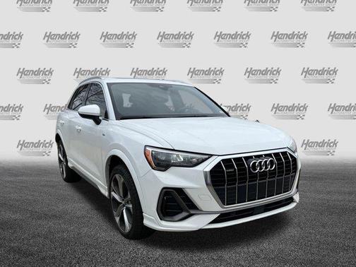 2021 Audi Q3 45 S line Premium