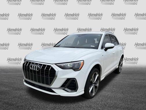 2021 Audi Q3 45 S line Premium