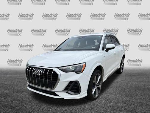 2021 Audi Q3 45 S line Premium