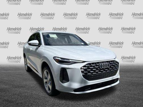 2025 Audi Q5 Premium Plus