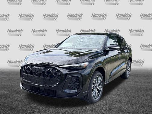 Mythos Black Metallic 2026 Audi Q5 Premium Plus TFSI quattro S tronic