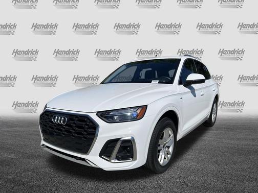 Ibis White 2023 Audi Q5 45 S line Premium
