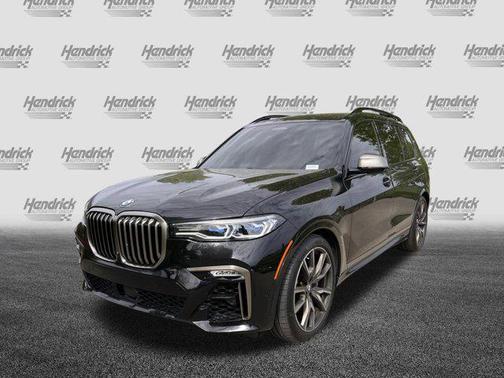 Black Sapphire Metallic 2021 BMW X7 M50i