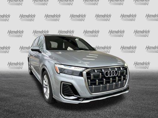 2025 Audi Q7 55 Prestige