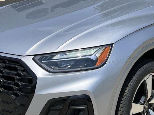 2022 Audi Q5 45 S line Premium Plus