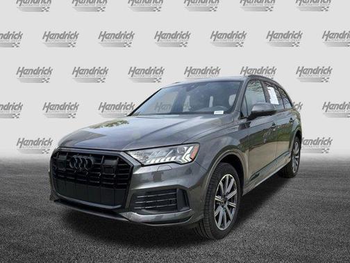 Samurai Gray Metallic 2023 Audi Q7 45 Premium Plus