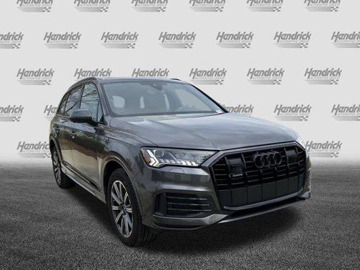Samurai Gray Metallic 2023 Audi Q7 45 Premium Plus