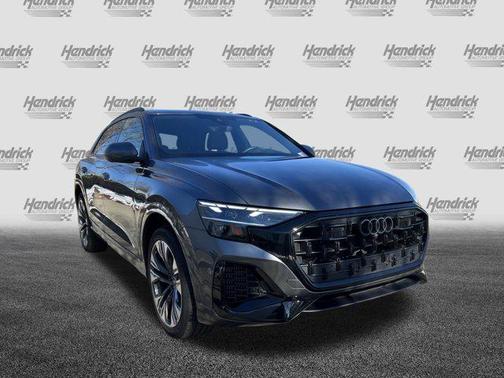 2025 Audi Q8 55 Premium Plus