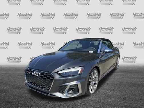 Daytona Gray Pearl Effect/Black Roof 2024 Audi S5 Premium Plus TFSI quattro Tiptronic