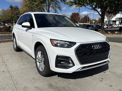 2023 Audi Q5 45 S line Premium
