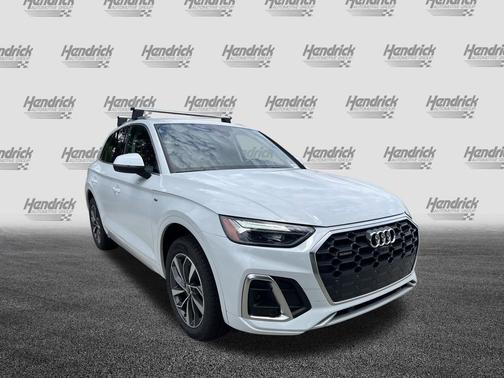 Glacier White Metallic 2023 Audi Q5 45 S line Premium Plus