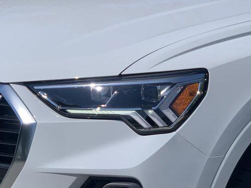 2024 Audi Q3 45 S line Premium Plus