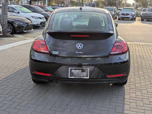 Deep Black Pearl 2019 Volkswagen Beetle 2.0T S