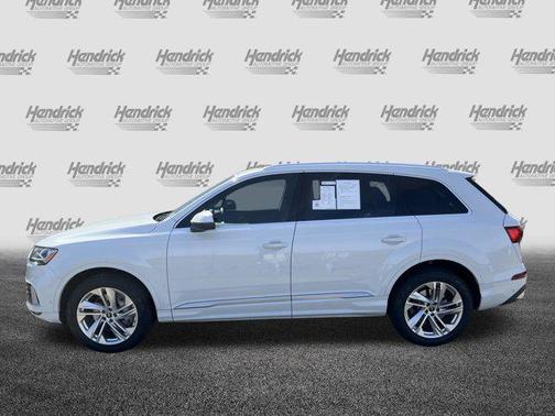 2023 Audi Q7 45 Premium