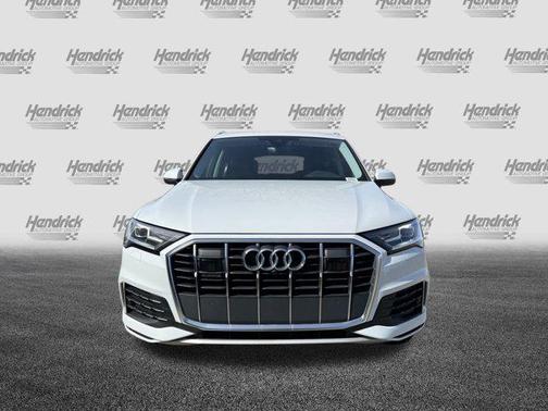 2023 Audi Q7 45 Premium