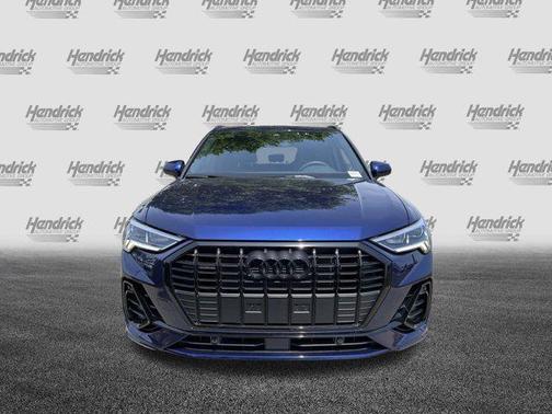 Navarra Blue Metallic 2025 Audi Q3 Premium 45 TFSI S line quattro Tiptronic
