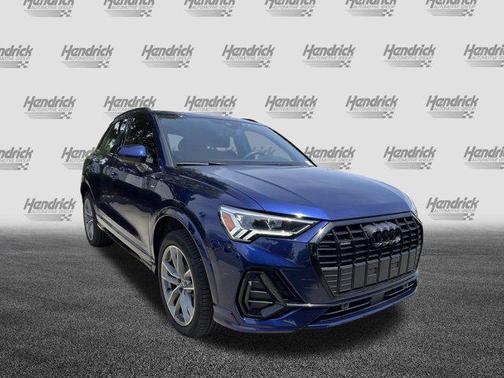 Navarra Blue Metallic 2025 Audi Q3 Premium 45 TFSI S line quattro Tiptronic