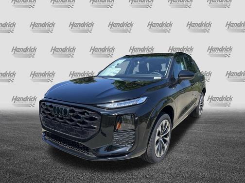 Mythos Black Metallic 2026 Audi Q3 TFSI quattro S tronic