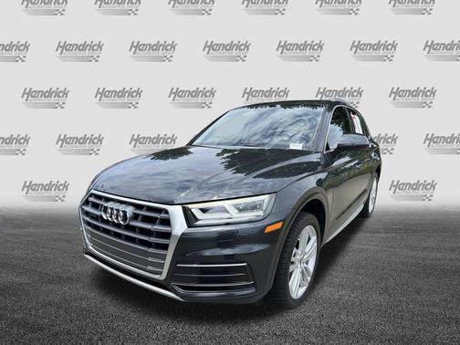 Manhattan Gray Metallic 2020 Audi Q5 45 Premium Plus