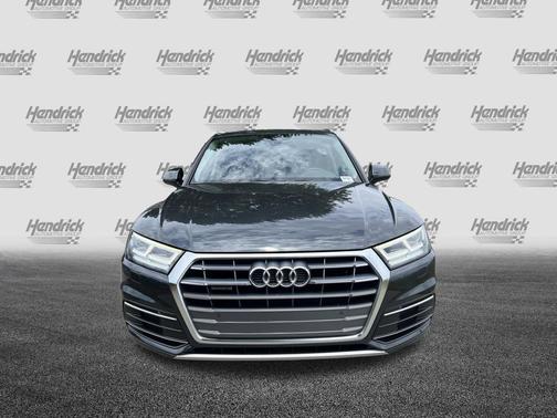 Manhattan Gray Metallic 2020 Audi Q5 45 Premium Plus