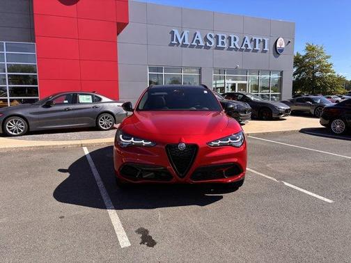 2025 Alfa Romeo Stelvio Base