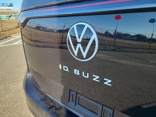2025 Volkswagen ID. Buzz Pro S