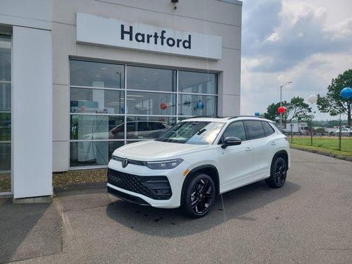 2025 Volkswagen Tiguan 2.0T SE R-Line Black