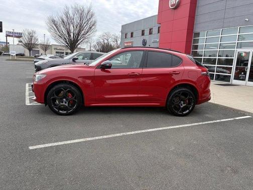 2025 Alfa Romeo Stelvio Special Edition