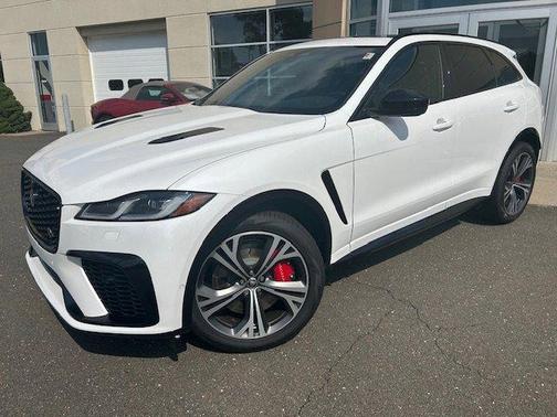 2025 Jaguar F-PACE SVR 575 Edition