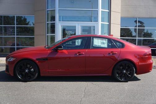 2024 Jaguar XF R-Dynamic SE