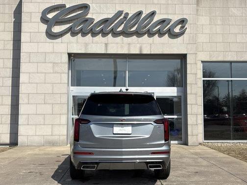 2025 Cadillac XT6 Premium Luxury FWD