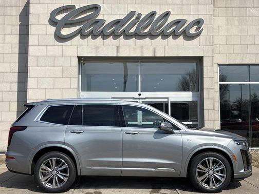 2025 Cadillac XT6 Premium Luxury FWD