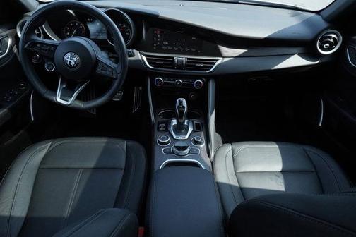 2022 Alfa Romeo Giulia Ti