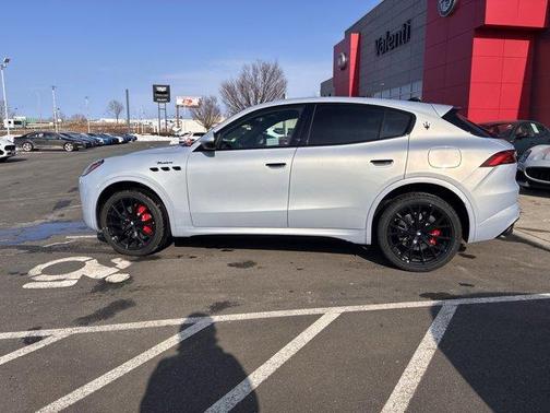 2026 Maserati Grecale Modena