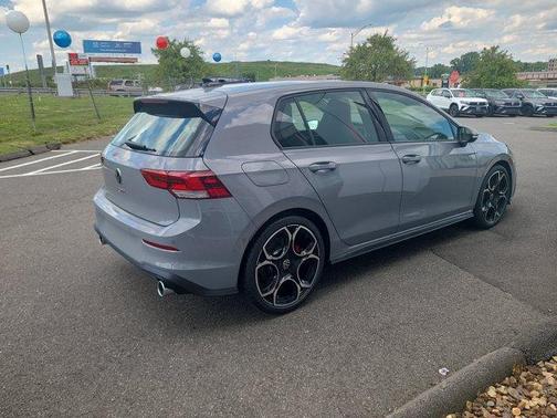 2025 Volkswagen Golf GTI 2.0T Autobahn