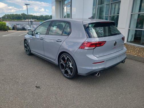 2025 Volkswagen Golf GTI 2.0T Autobahn