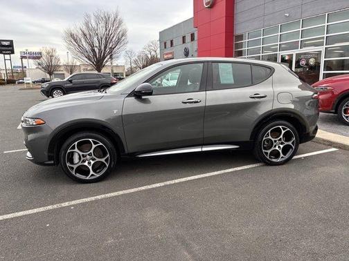 2024 Alfa Romeo Tonale Ti