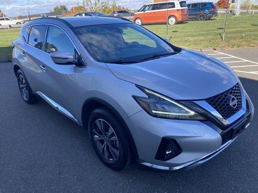 2023 Nissan Murano SV