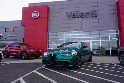 2025 Alfa Romeo Giulia Base