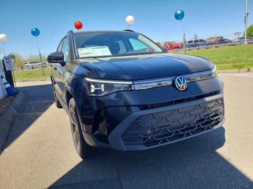 2025 Volkswagen Taos 1.5T SE Black