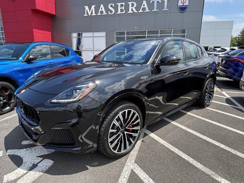 Nero 2025 Maserati Grecale Trofeo