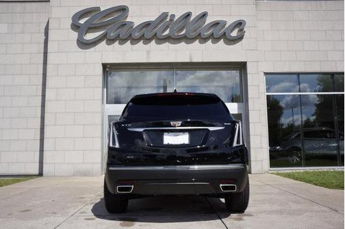 2025 Cadillac XT5 Sport